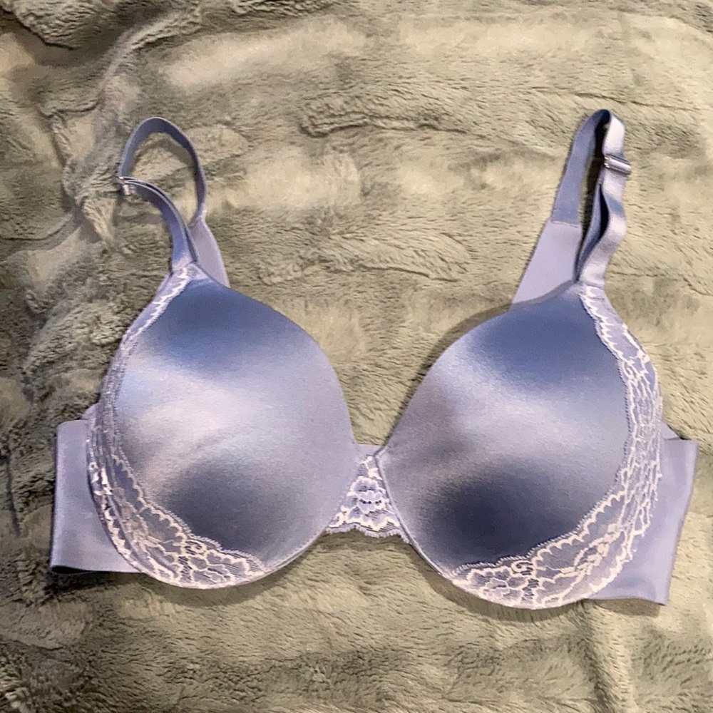 Soma Lace Trim Vanishing Back Periwinkle 36D Bra
